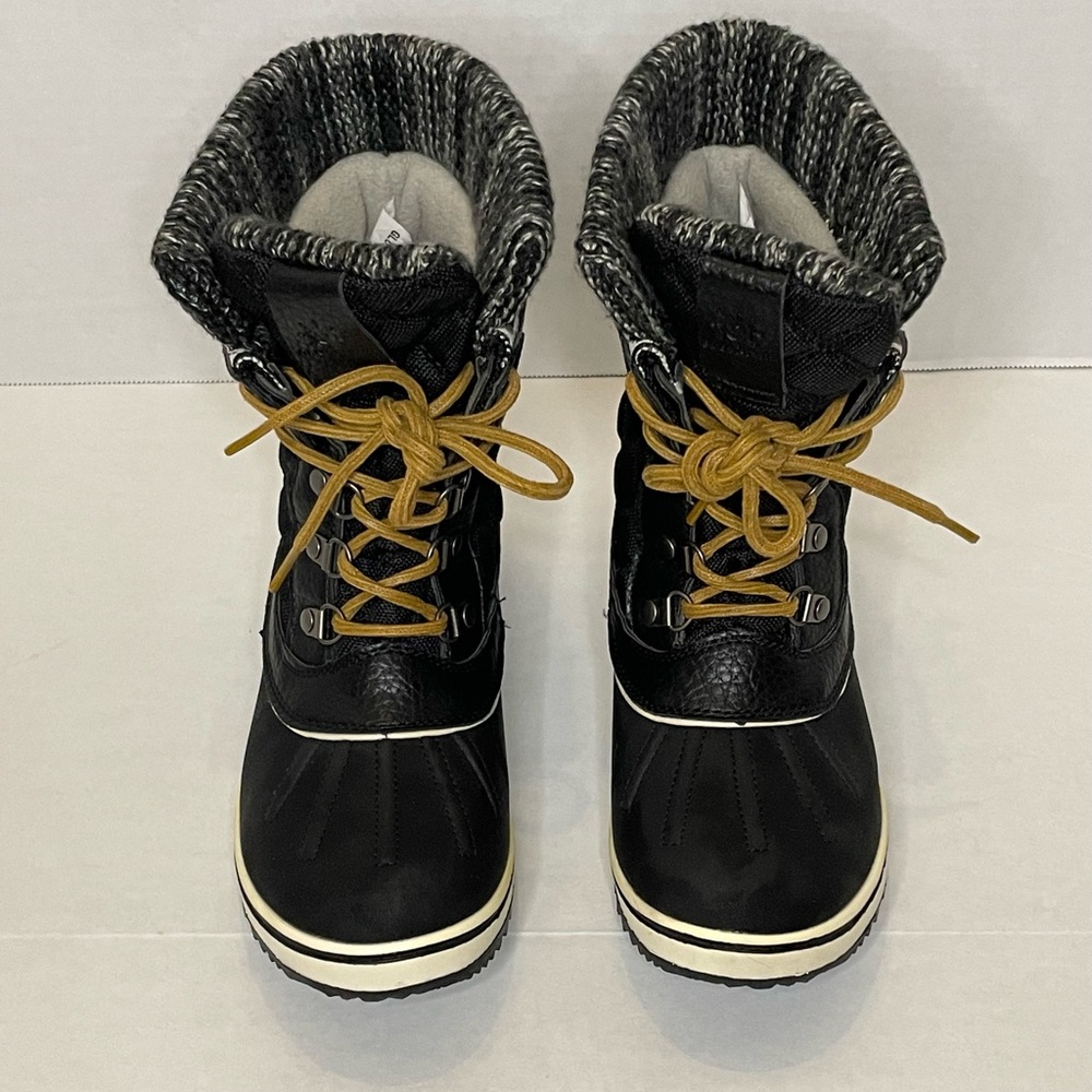 GLOBAL WIN WOMEN’S WATERPROOF WINTER SNOW BOOT 1910 BLACK/PRINTS SIZE 7